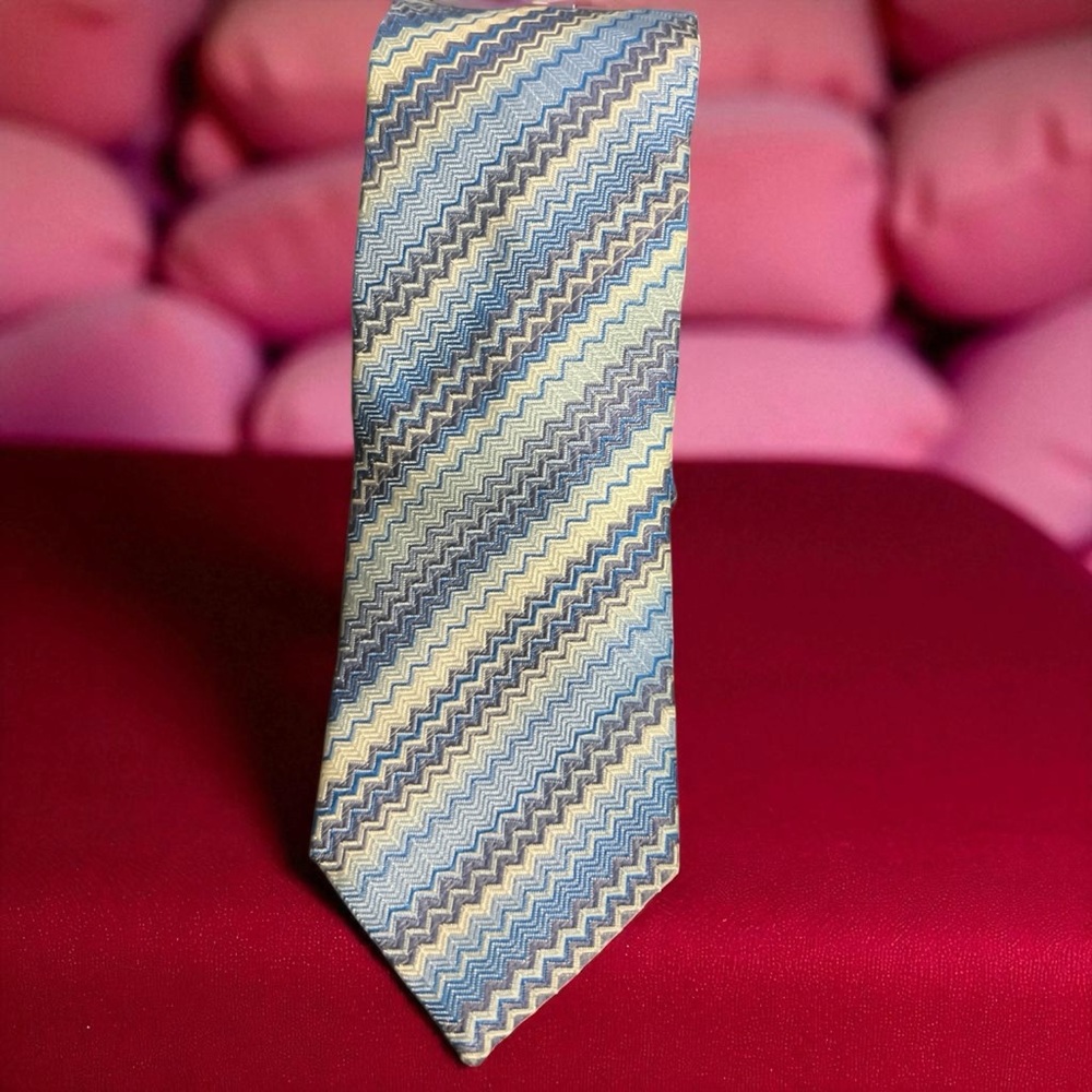 Missoni Blue and Cream Zigzag Tie